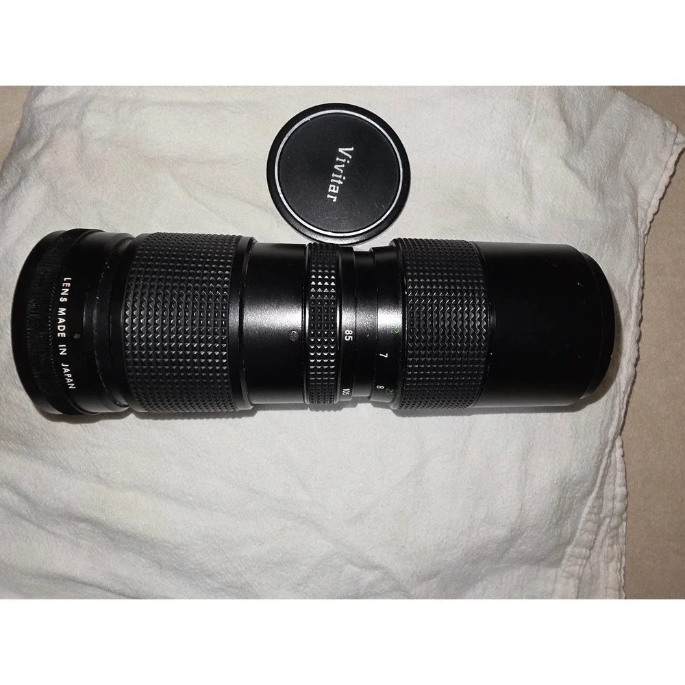 Vivitar 85-205mm f3.8 Auto Zoom Lens 58mm Hoya UV Filter Made in Japan Vintage